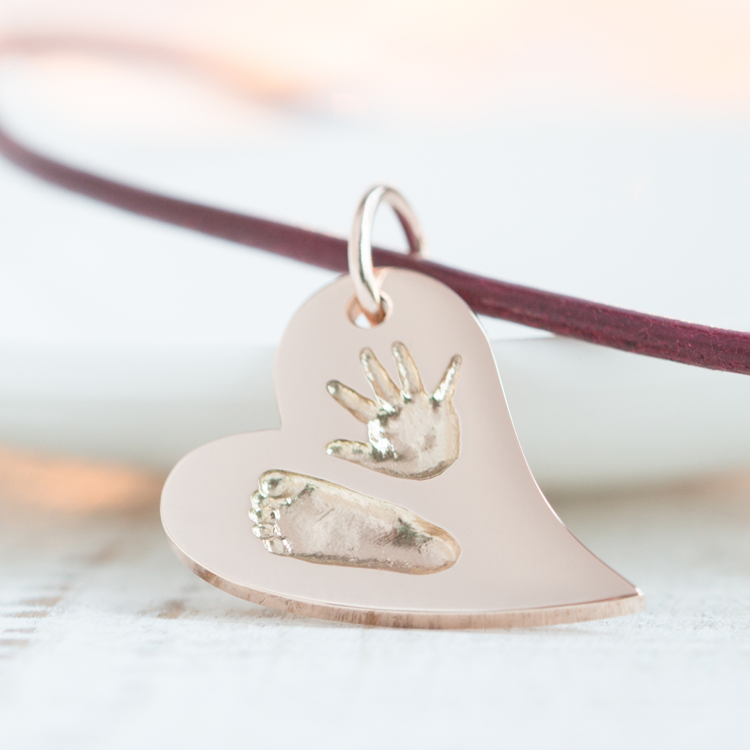 Kettenanhänger Rotgold Handabdruck Fußabdruck Kette mit Babyfuß roségold