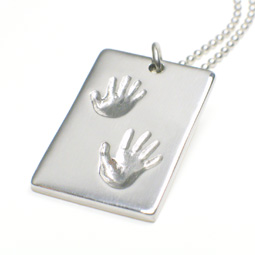 children-handprint-necklace