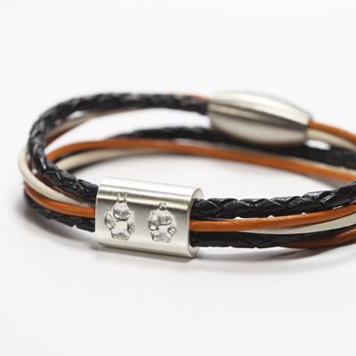Mehrfarbiges Lederarmband mit Pfotenabdrücke von Hunden Armband mit Pfotenabdruck vom eigenen Hund