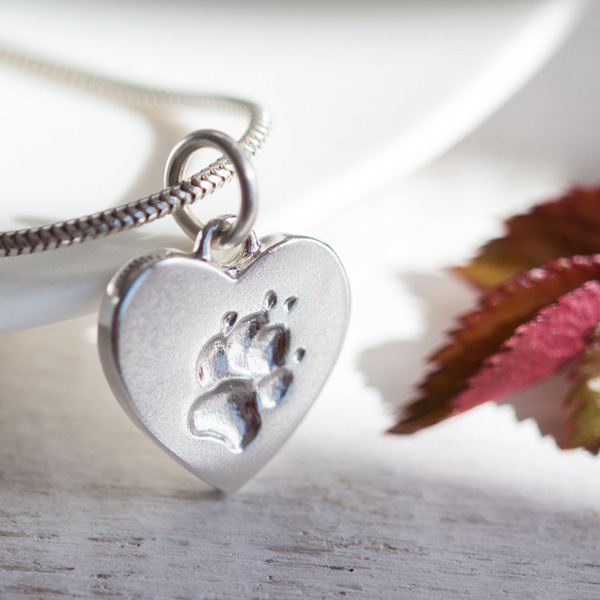 Tiny Schmuck Herzkette Pfotenabdruck Kette mit Hundepfote Abdruck