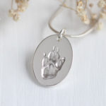 Pfotenabdruck Kette eigener Hund Pfotenabdruck Kette eigener Hund