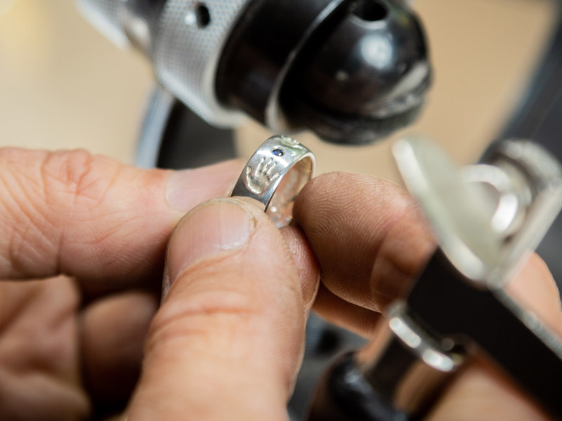 FOYA Schmuck Anfertigung FOYA Schmuck Anfertigung