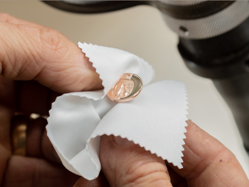 FOYA Werkstatt Hufabdruck Schmuck