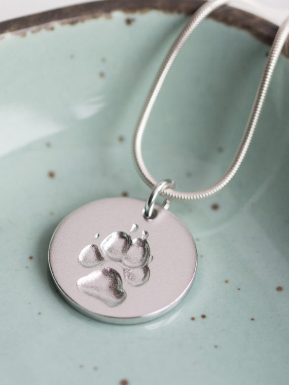 Personalisierter Schmuck Pfotenabdruck