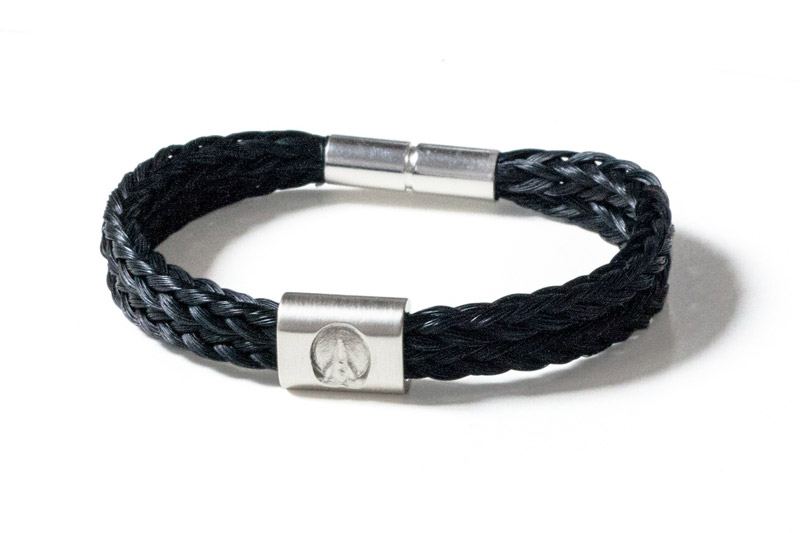 Pferdeschmuck Reiterschmuck mit Hufabdruck und Pferdehaar